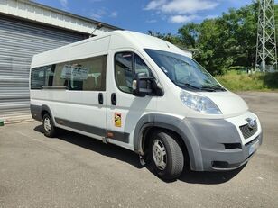 Peugeot Boxer 3.0 17 places